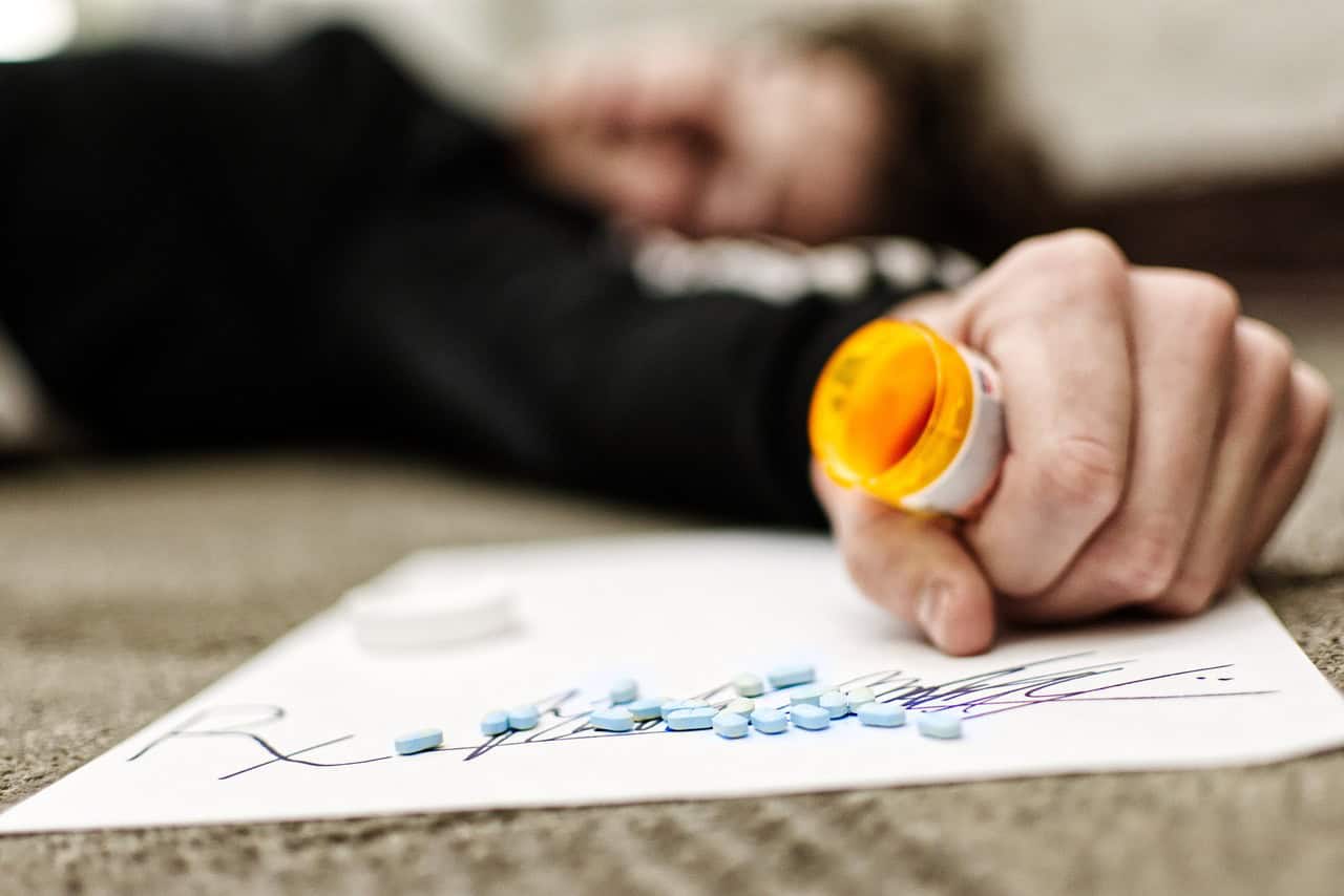 drugs-g79085575e_1280 Risiken von Ketamin